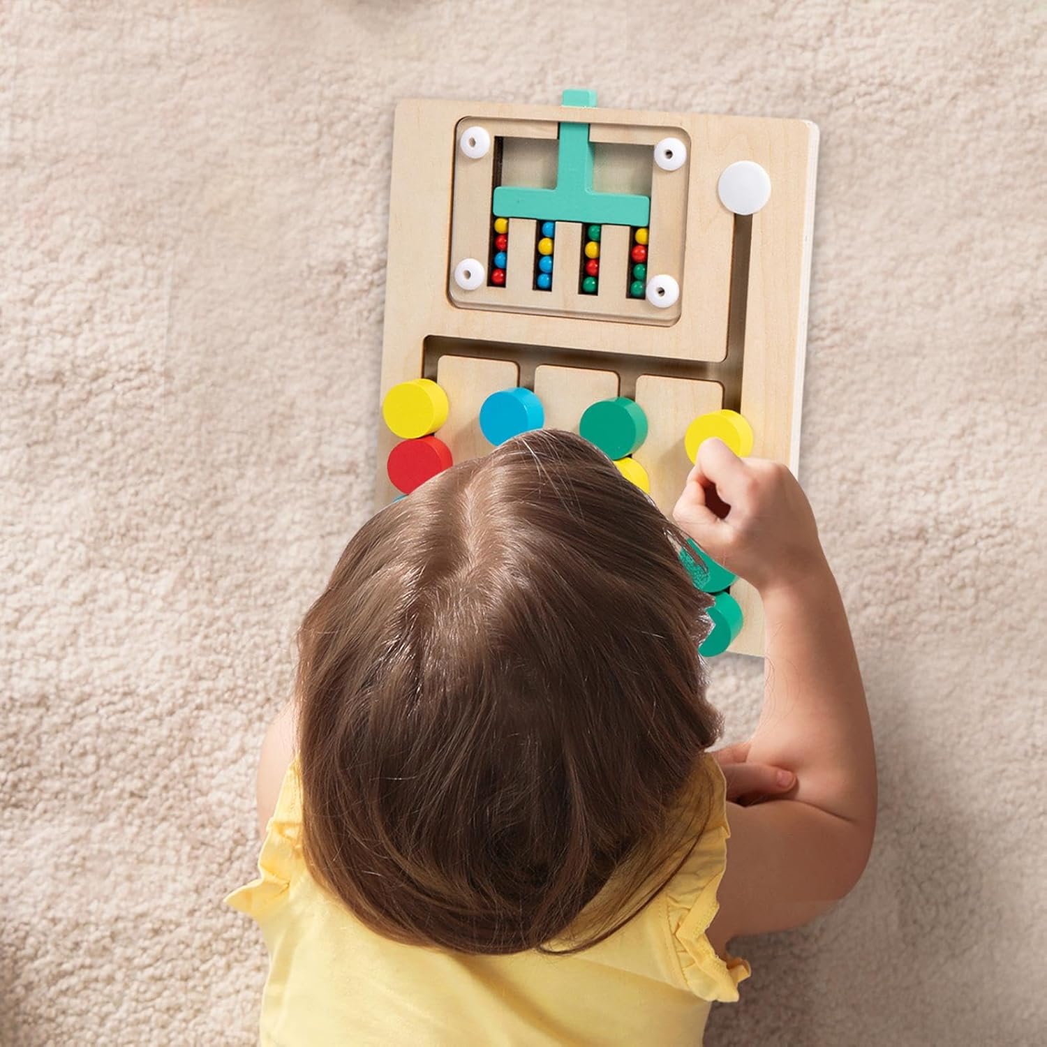 Montessori puzzle for sorting by color