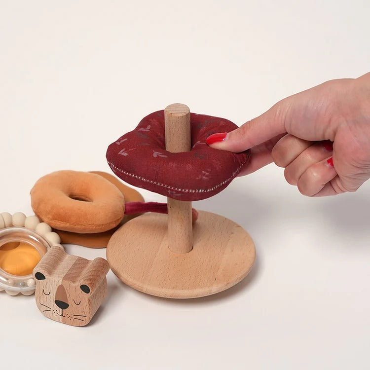 Montessori stacking game “Little Lion”