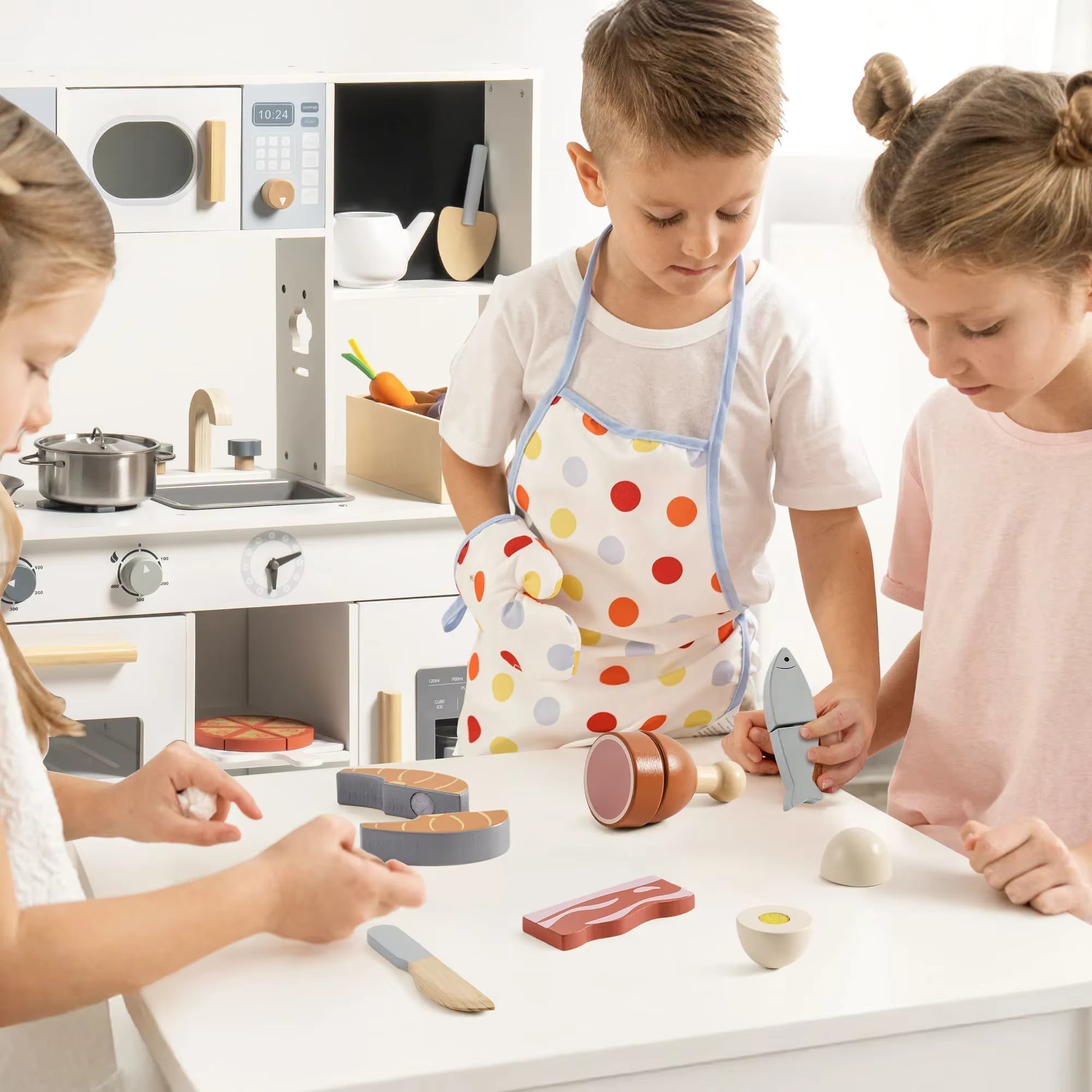 Montessori fruit for cutting out