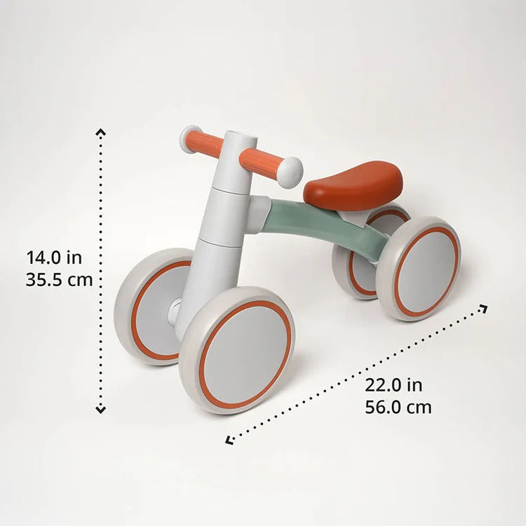 Montessori balance bike for babies