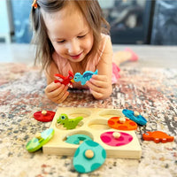 Montessori puzzle “The Hatching of the Dinosaur”