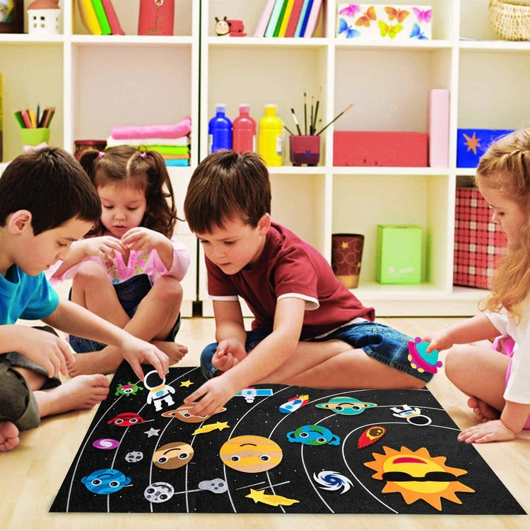 Montessori learning board made of felt
